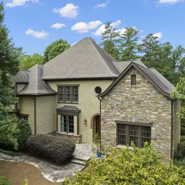 EXQUISITE EUROPEAN-INSPIRED HOME