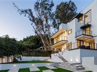 NEWLY REMODELED RESIDENCE MINUTES FROM SUNSET STRIP