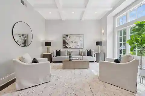 Spectacular East Kenilworth Residence