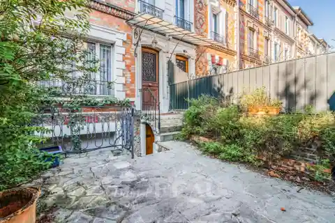 Stunning 1920's Property on a Peaceful Street