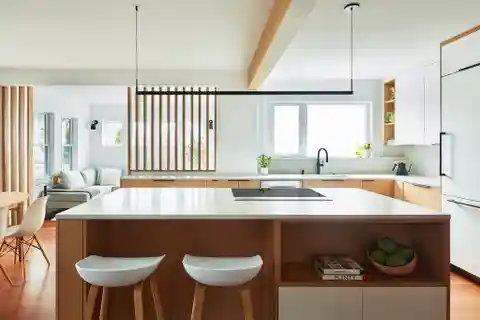 Exceptional Sun-Filled Duplex