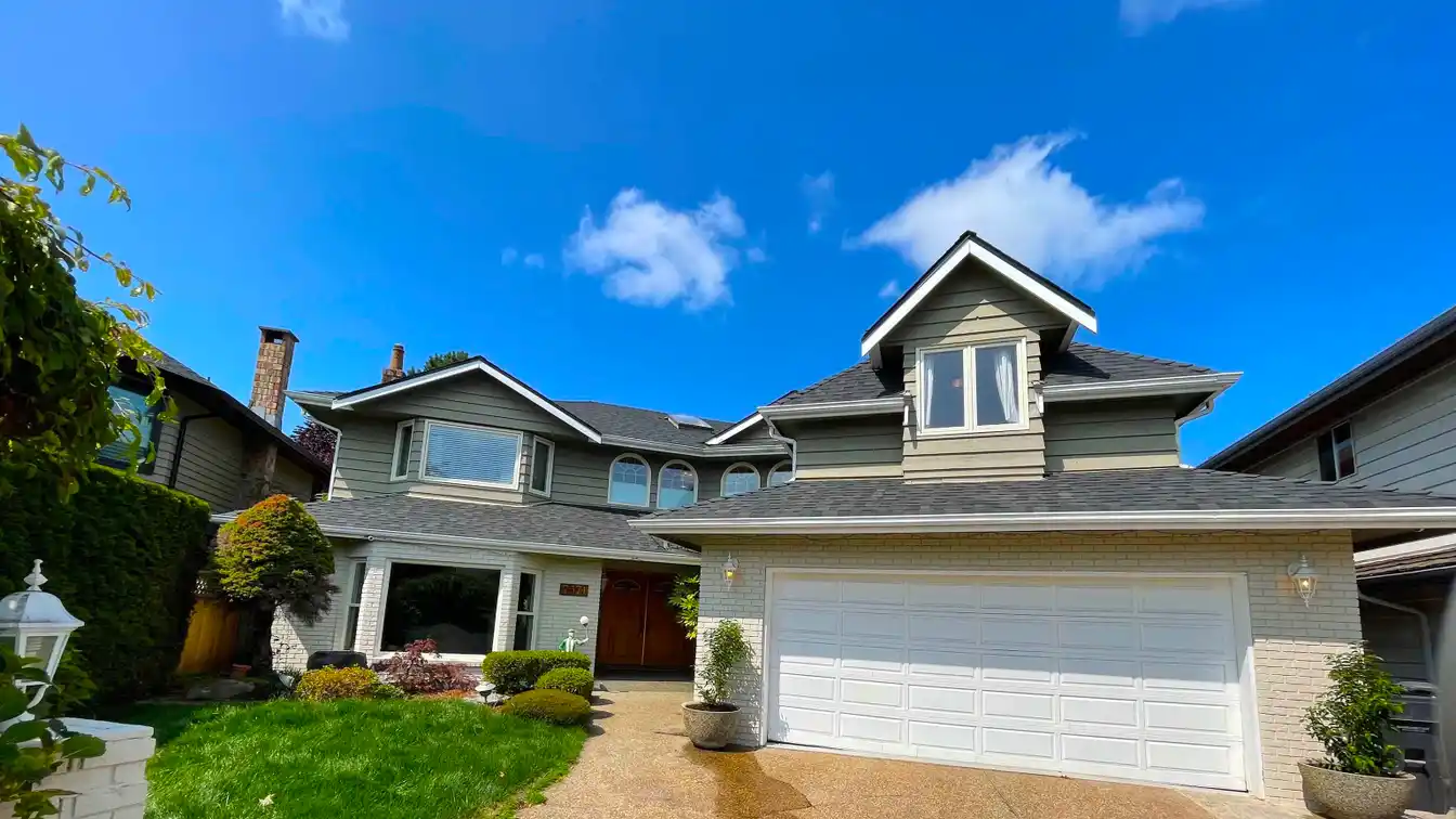 Wonderfully Maintained Residence in the Heart of Richmond
