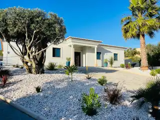 Renovated Villa with Contemporary Design and Pool