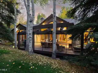 Captivating Residence in a Lush Setting