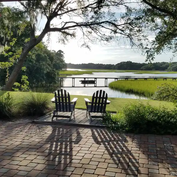 GATED PRIVATE SANCTUARY ON ABBAPOOLA CREEK