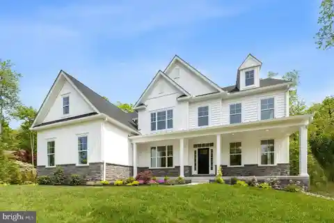 Crafted Elegance on 1.7 Private Acres