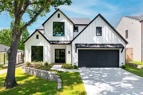 Newly Completed Modern Farmhouse