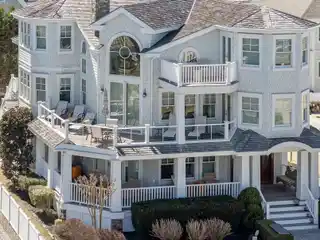 Stunning Summer Haven