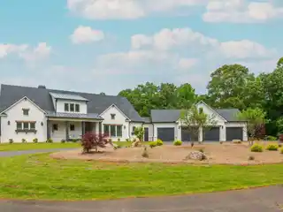 Spectacular Mini Hobby Farm on 8.82 Acres
