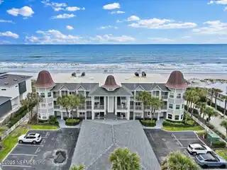 Remodeled Condo at the Le Chateau