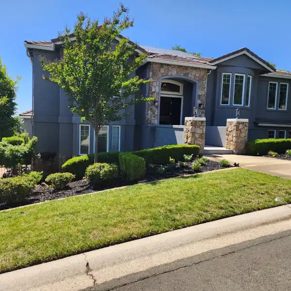 WELL-MAINTAINED CUSTOM HOME WITH SWEEPING VIEWS
