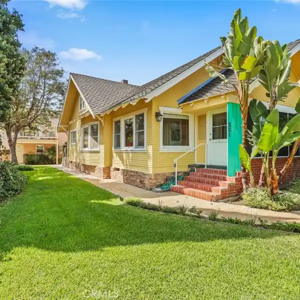 HISTORIC AND VERSATILE HOME IN BELMONT HEIGHTS