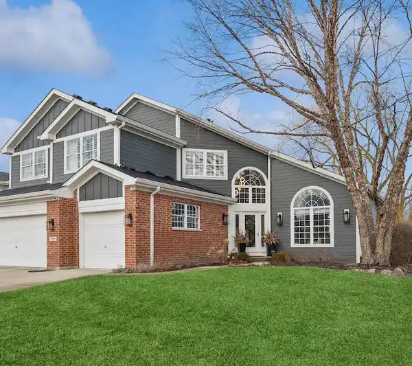 HIGHLY UPGRADED COLONIAL ON A QUIET CUL-DE-SAC