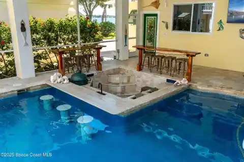 Stunning Private Oasis Estate