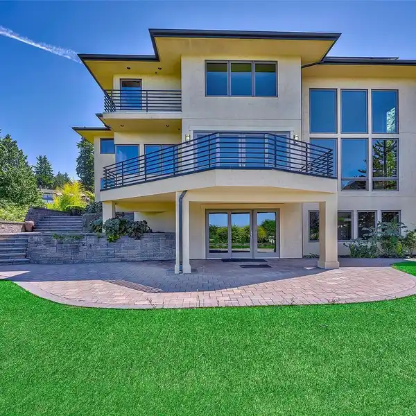 TRULY SPECIAL NORTHWEST RETREAT