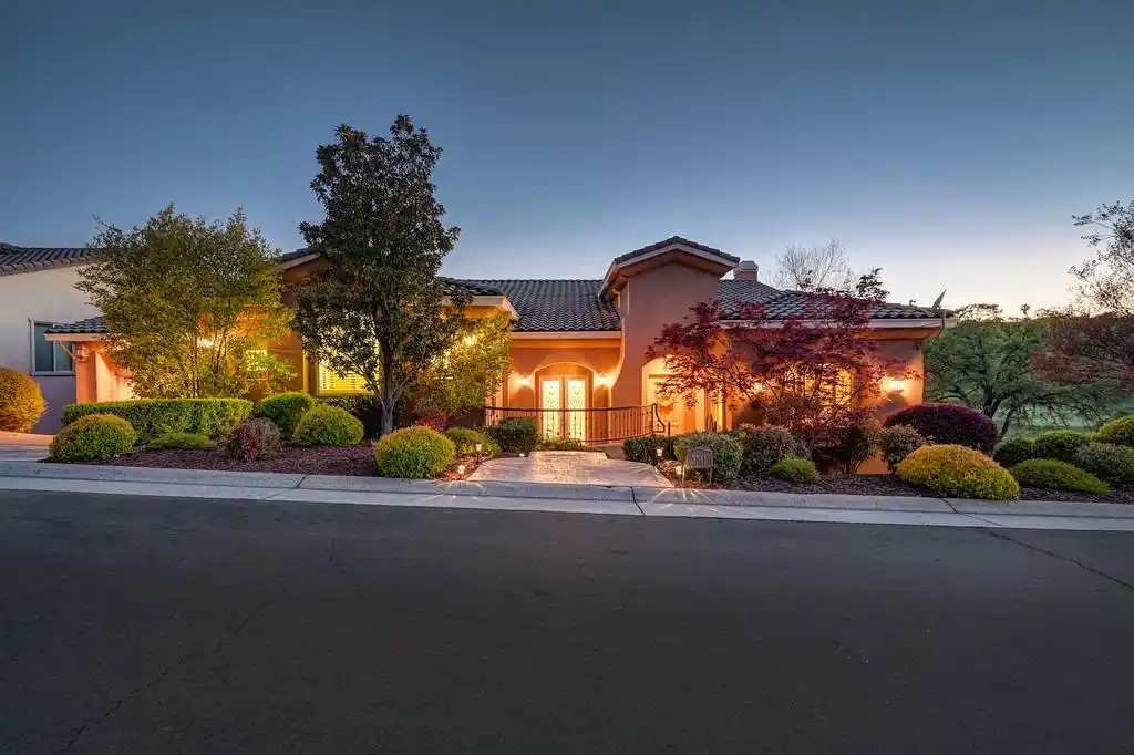 Luxury Living in Gated Whitney Oaks