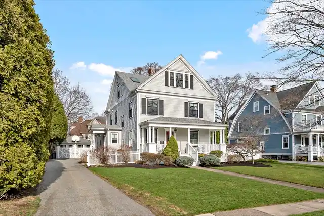 Gorgeous Home in the Flats