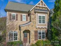 PRACTICALITY AND LUXURY IN CHARNDON VILLAGE