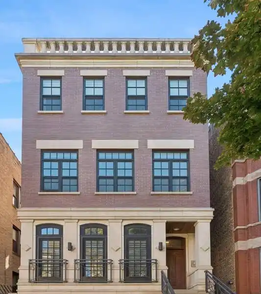 LUXURY DUPLEX-UP PENTHOUSE