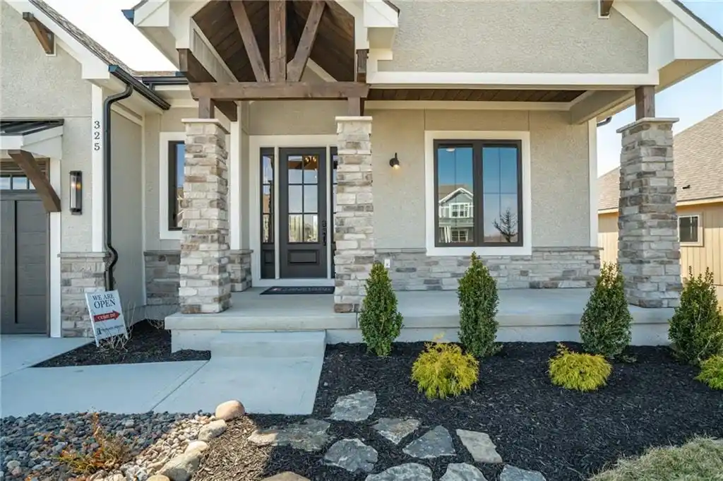 New Custom Build in the Reserve at Woodside Ridge