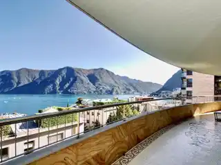Luxury Apartment with 180-Degree Lake View