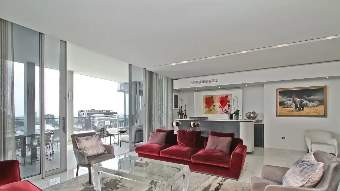 Bespoke Simplex Penthouse with Direct Lift Access to Your Front Door
