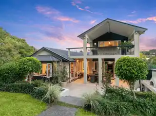 European Elegance in Old Greenhithe