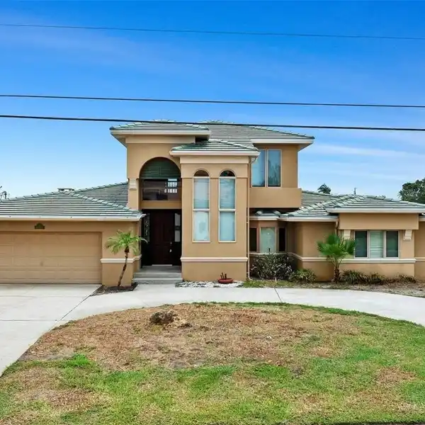 CREATE YOUR WATERFRONT DREAM HOME ON ISLAND ESTATES