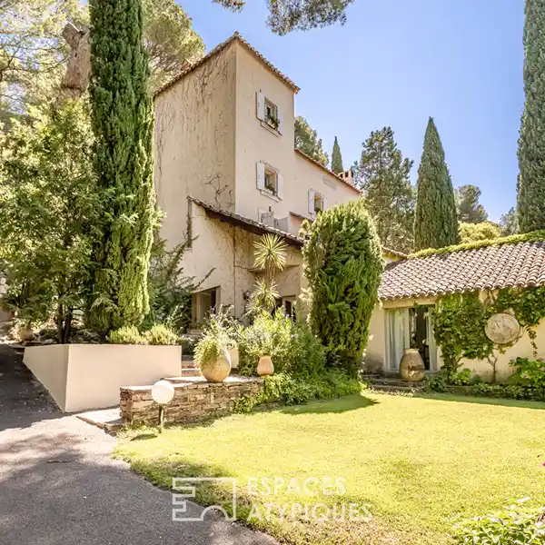 SECLUDED HILLSIDE ESTATE WITH PANORAMIC COUNTRYSIDE VIEWS