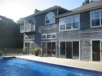 WONDERFUL HOME FOR RENT IN BRIDGEHAMPTON VILLAGE