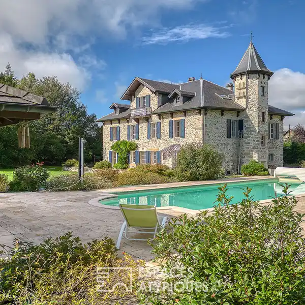 GRAND COUNTRY RETREAT WITH ENDLESS POTENTIAL