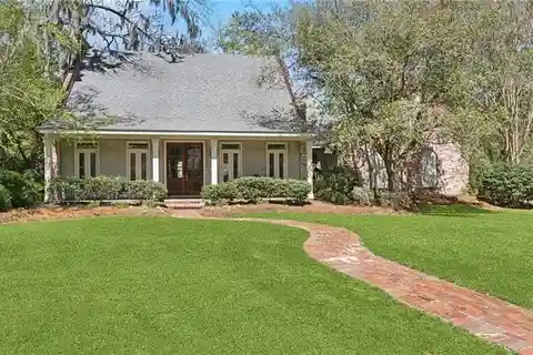 Stunning Home in the Heart of Del Oaks