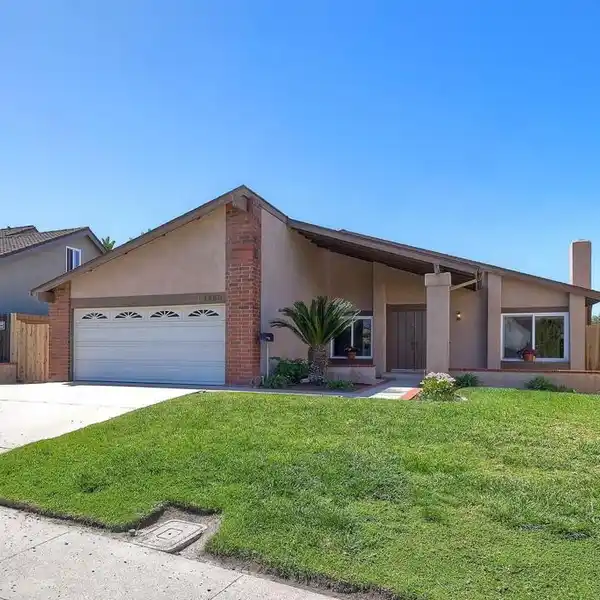 METICULOUSLY MAINTAINED SINGLE-STORY HOME