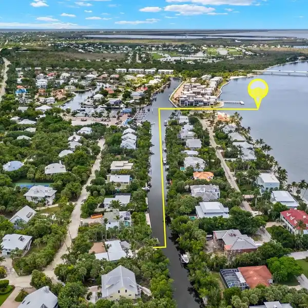 COMPLETELY REMODELED NEAR-BEACH CANAL  HOME
