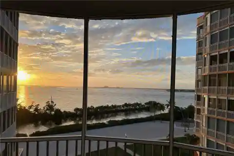 Three Bedroom Condo with Spectacular River Views