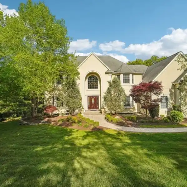 STUNNING COLONIAL ON 2 ACRES