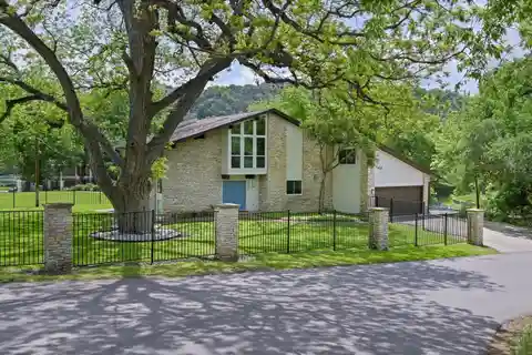 Mid-Century Retreat on Lake Austin