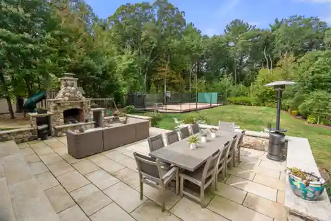 Gorgeous Home in a Sought-after Neighborhood