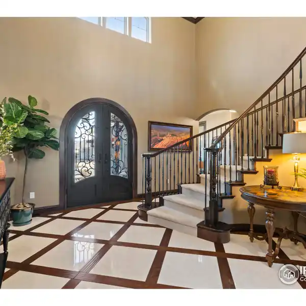 HIGHLY CUSTOMIZED LUXURY HOME