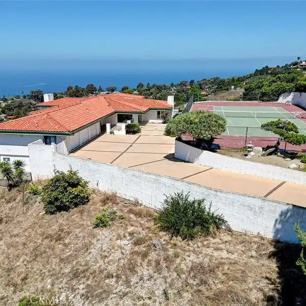 RARE OCEAN VIEW PROPERTY