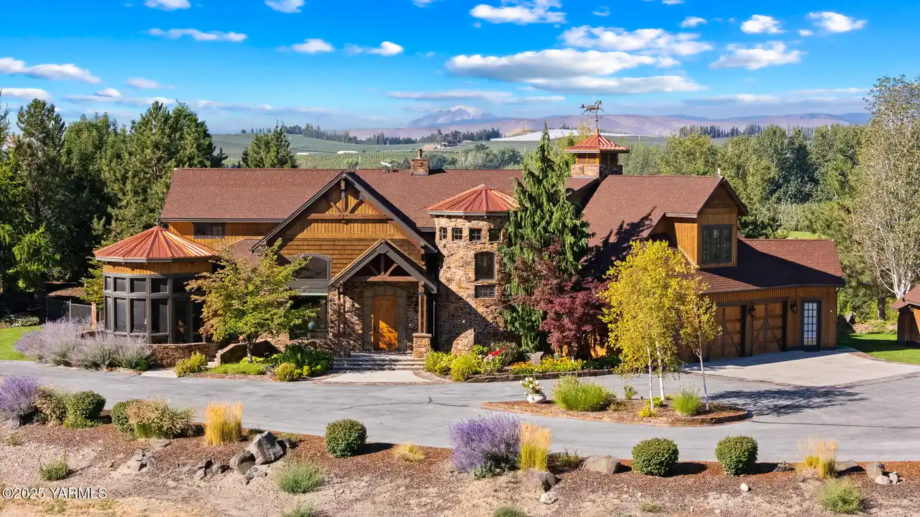 Truly Extraordinary Luxury Estate