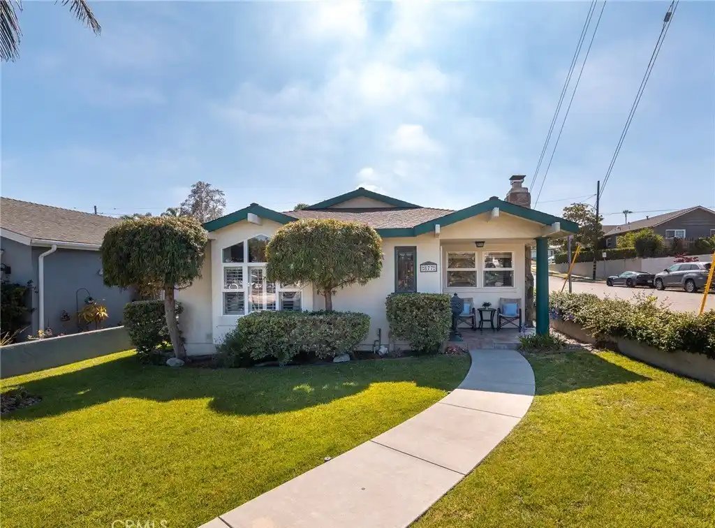 Inviting Home on a Corner Lot