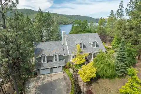 Rare and Remarkable One-Acre Waterfront Estate