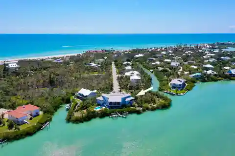 Private Waterfront Oasis in Del Sega