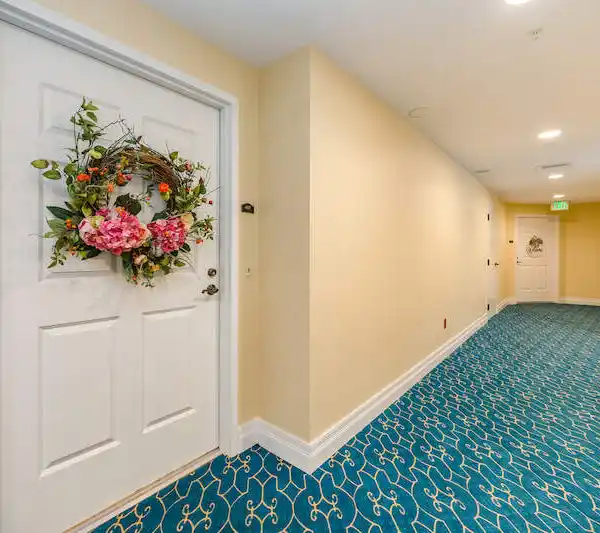 ELEVATED SENIOR LIVING: A SPLENDID OPPORTUNITY AWAITS AT TOWER POINTE