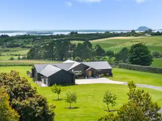 Breathtaking Lifestyle Property