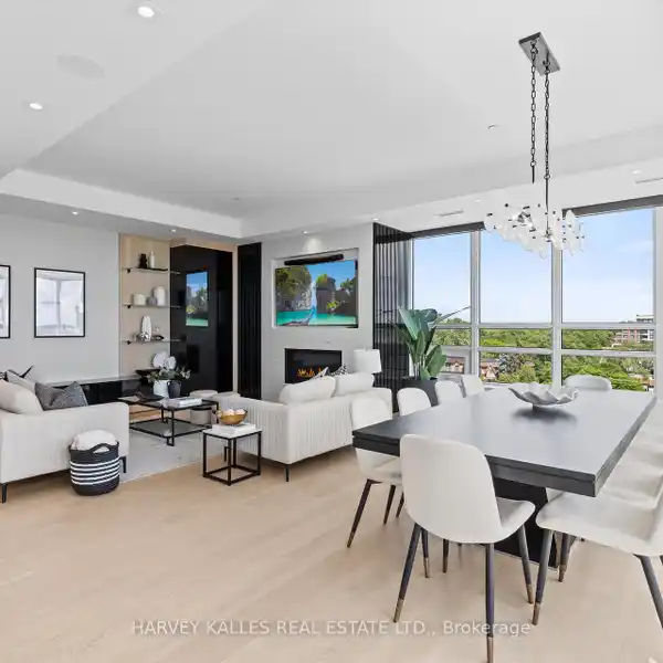 ONE-OF-A-KIND PENTHOUSE IN A REFINED BOUTIQUE BUILDING