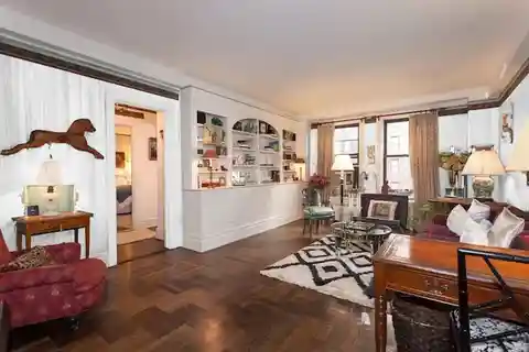 Charming and Spacious Home in a Boutique Pre-War Co-Op