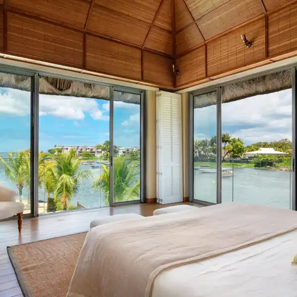 MAGNIFICENT VILLA WITH RIVER AND OCEAN VIEWS