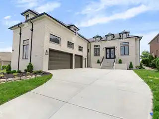 Custom New Build with Golf Course Views